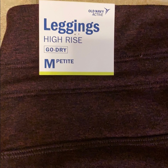 New with Tags Medium Petite Leggings - Picture 2 of 3
